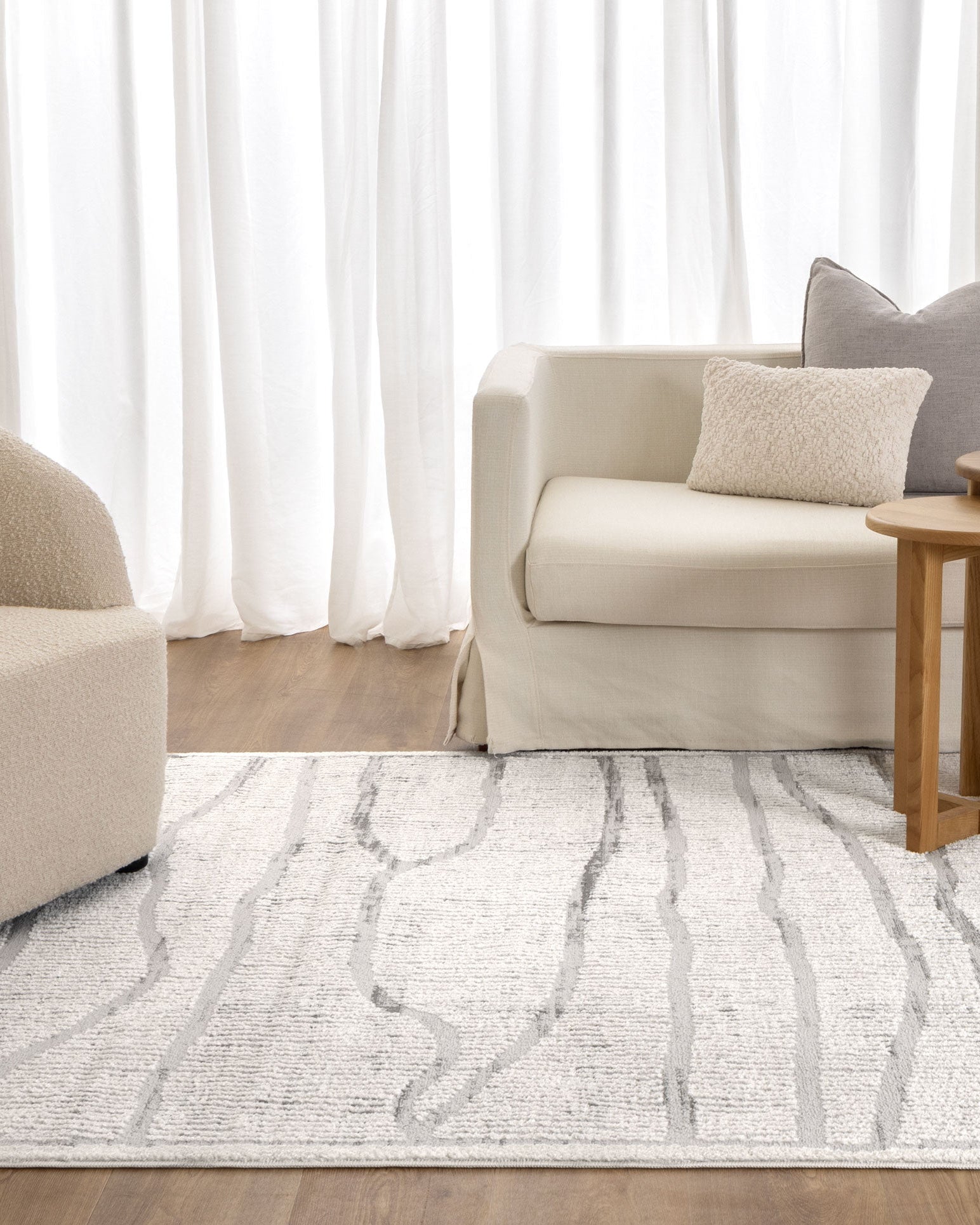 Sierra Abstract Silver Lines Rug - Silver modern abstract rug from Vogue Rugs Australia