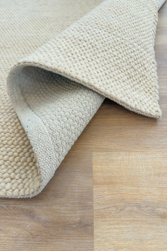 Allure Wheat Mist Wool Rug.