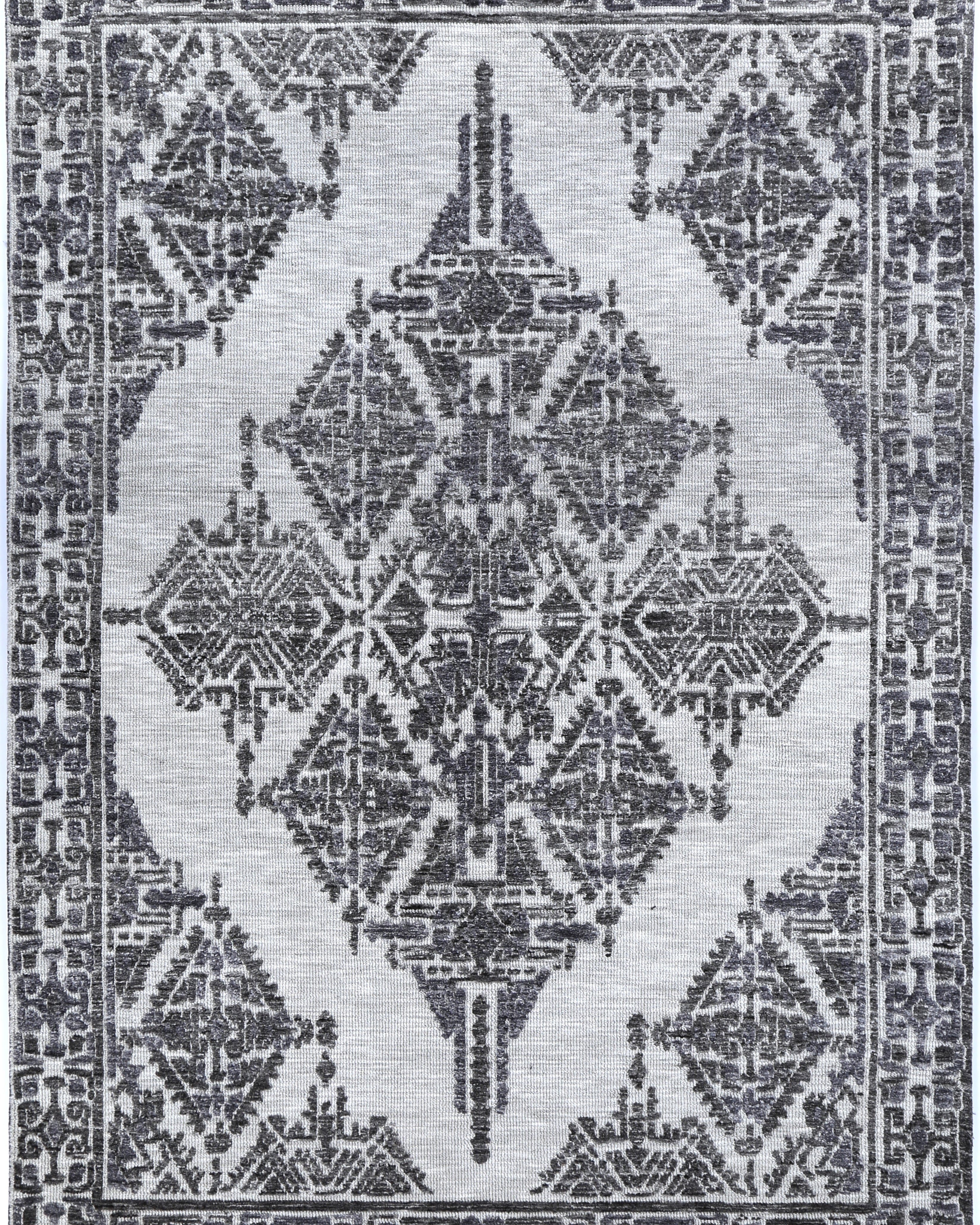 Alayah Ornamental silver Rug