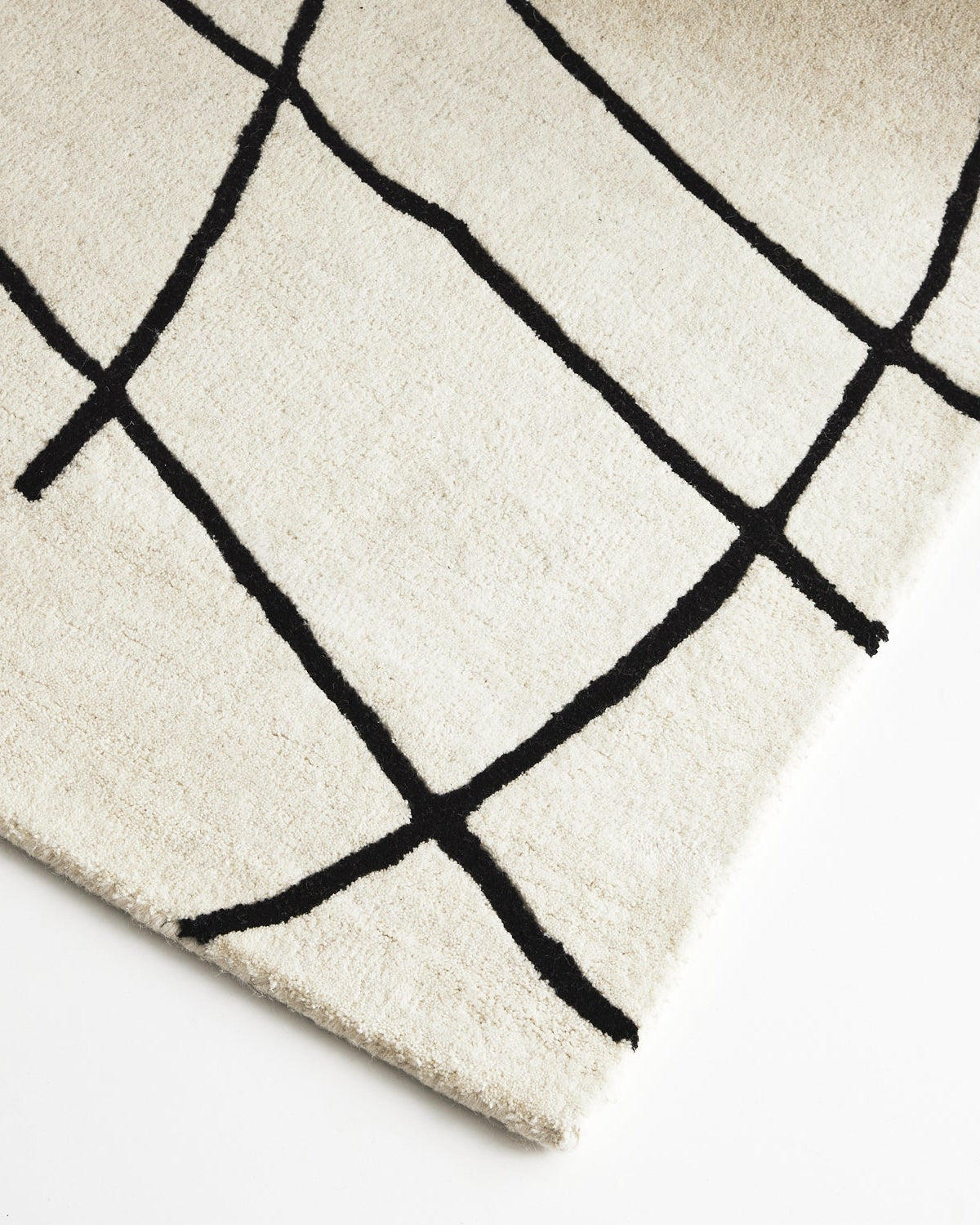 Alison Ivory Charcoal Wool Rug THERUG