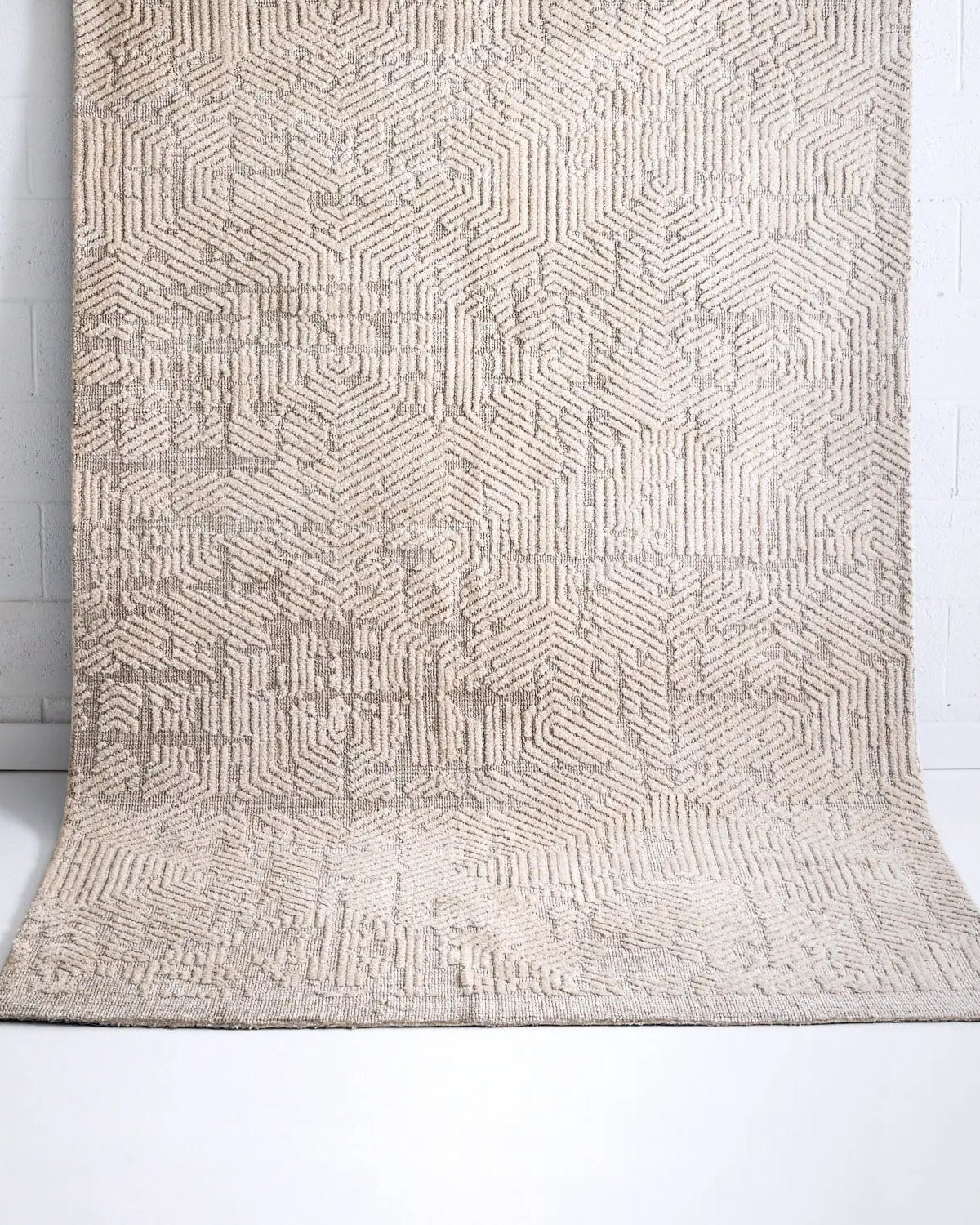 Avalon Abstract Rug Ivory - Blue modern abstract rug from Vogue Rugs Australia