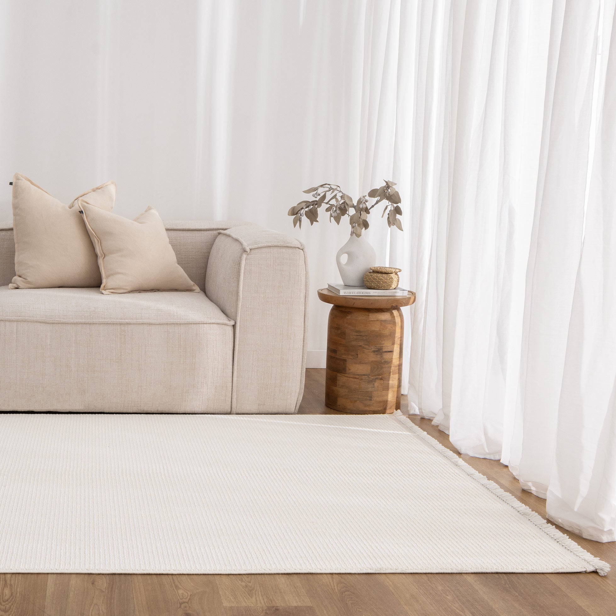 Berno Ivory Loop Rug - B001.