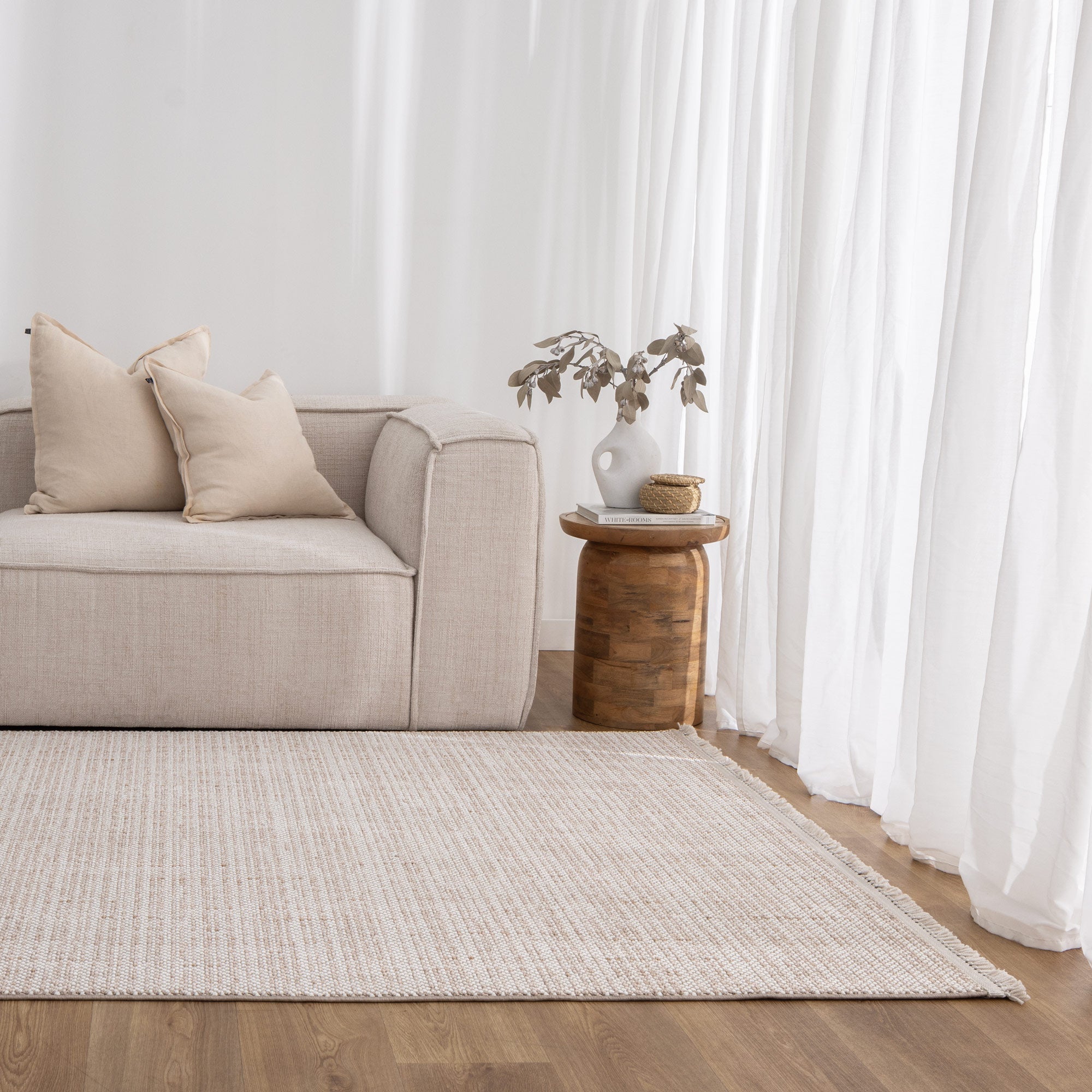 Berno Ivory Beige Loop Rug - B008.