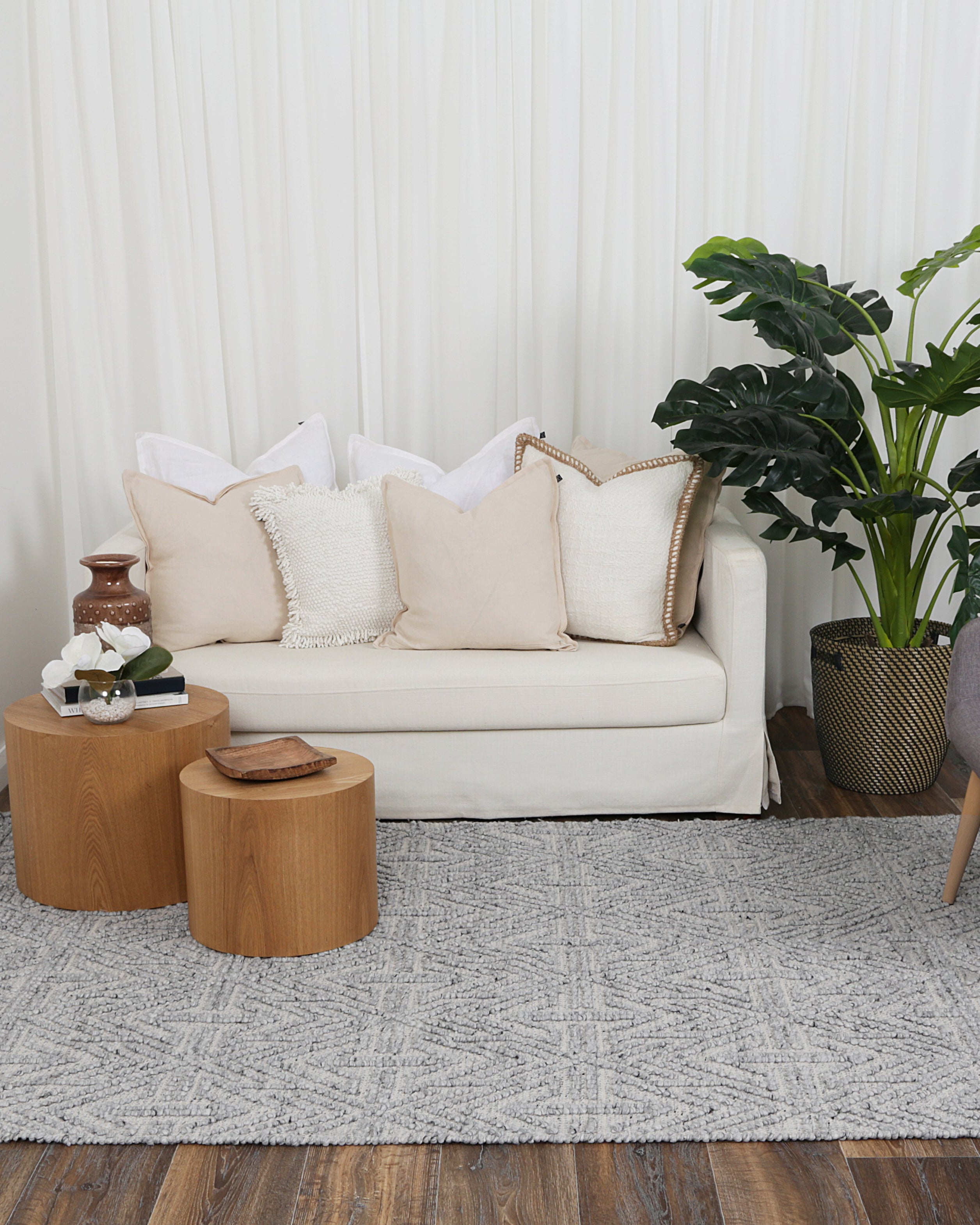 Diego Tribal Grey Wool Rug - DIEG02 - Grey tribal rug from Vogue Rugs Australia