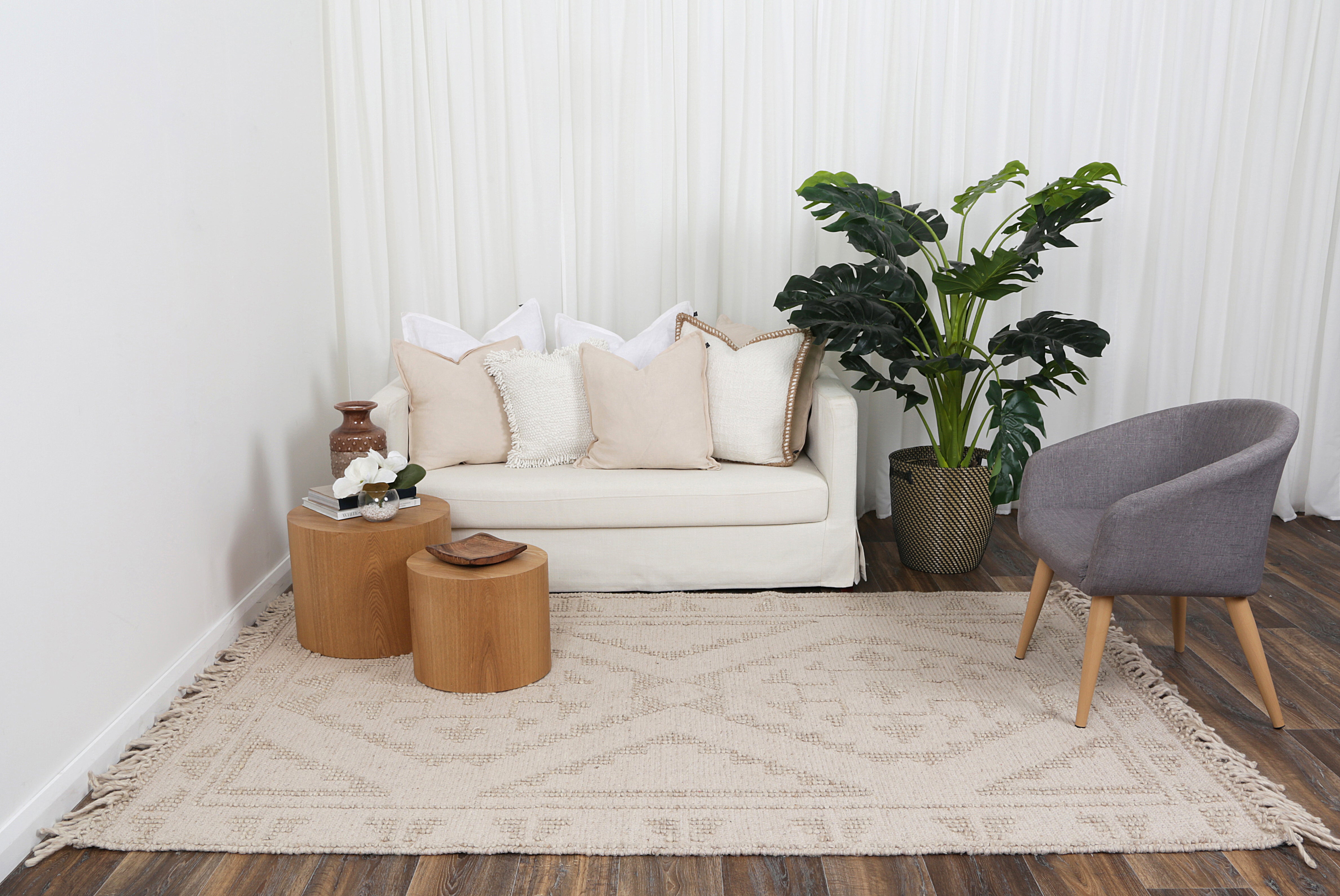 Diego Ornamental Brown Wool Rug - DIEG03.