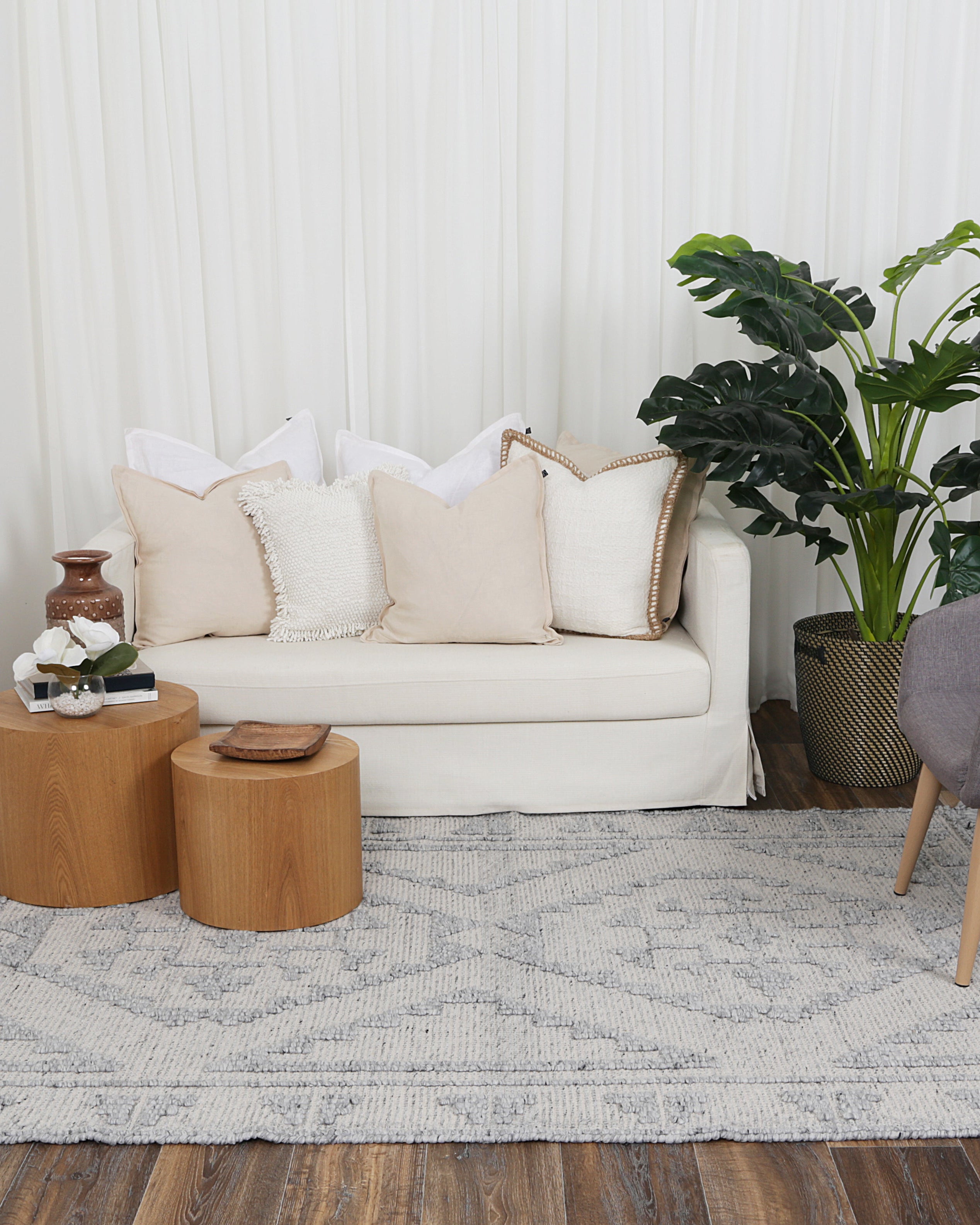 Diego Ornamental Grey Wool Rug - DIEG03 - Grey area rug rug from Vogue Rugs Australia