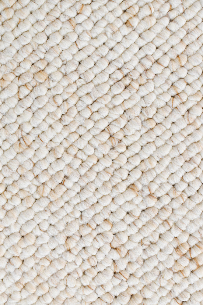 Drift Pebble Beige.
