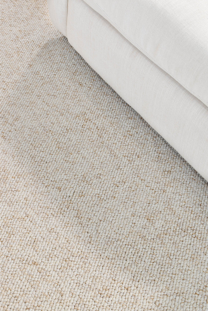 Drift Pebble Beige.