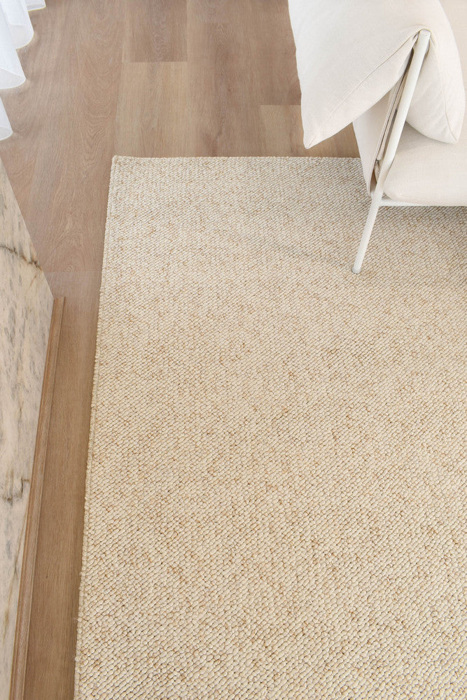 Drift Pebble Beige.