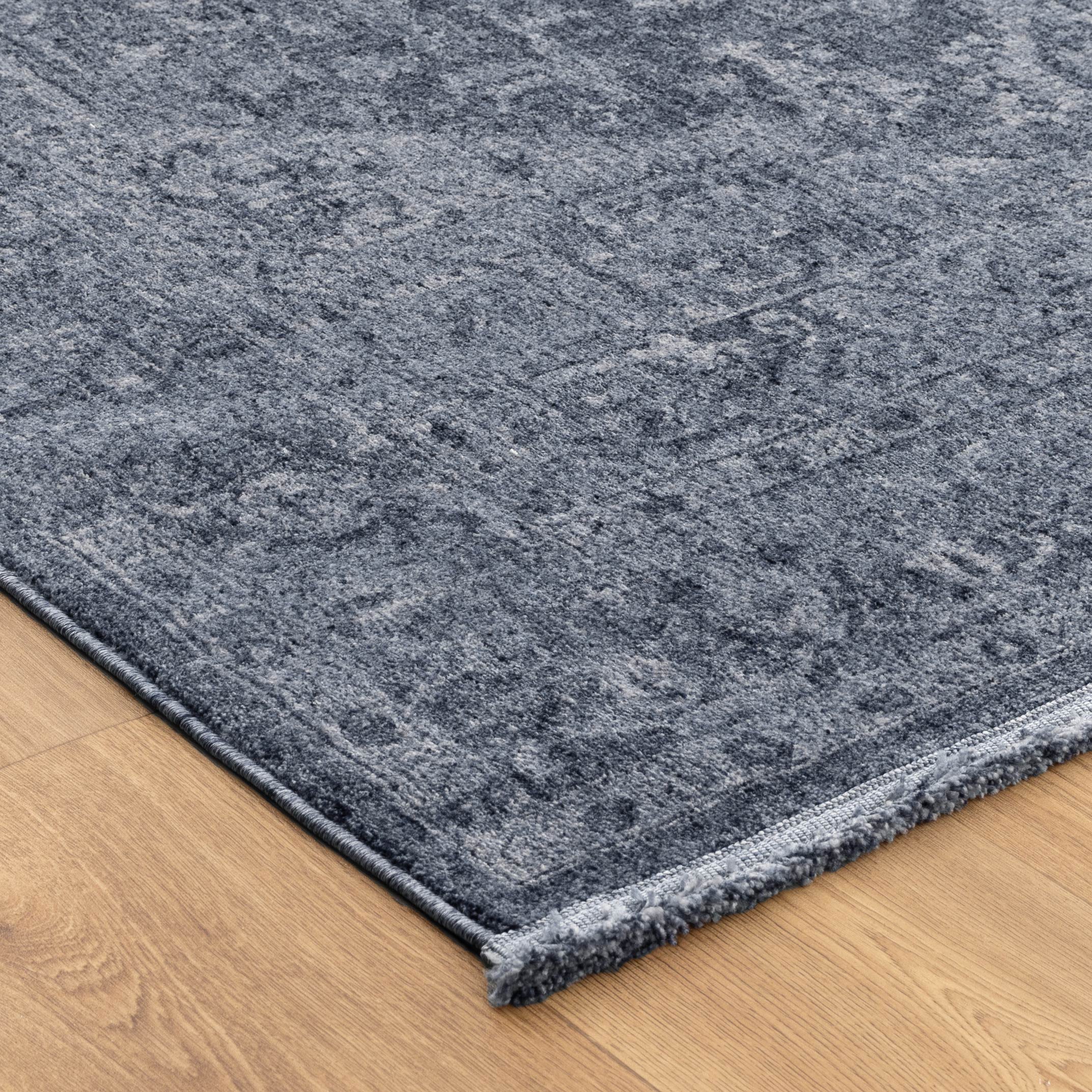 Heritage Distressed Medallion Blue Rug - H104: (Different Tassel).
