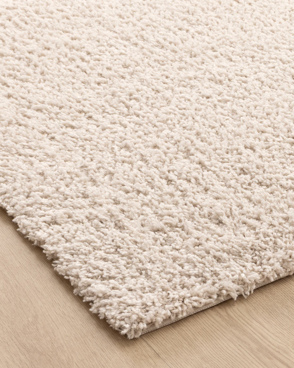Lune Shaggy Beige Rug.