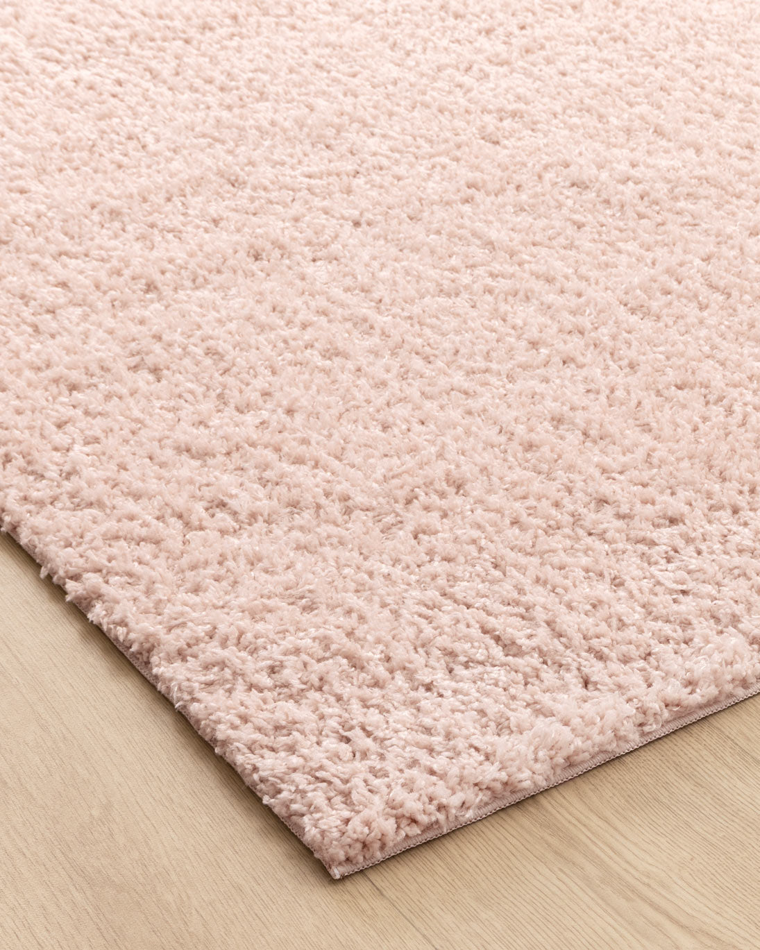Lune Shaggy Blush Pink Rug.