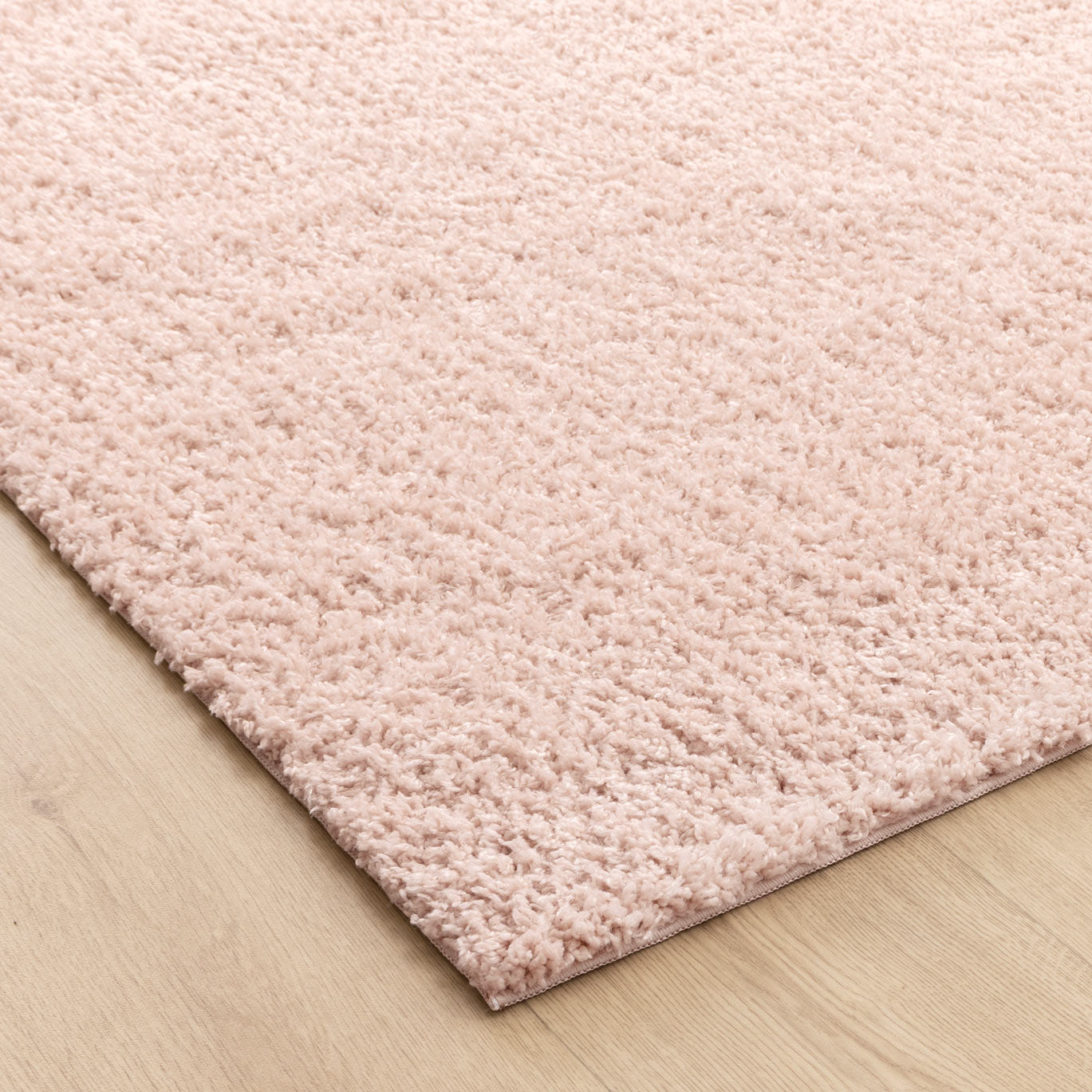 Lune Shaggy Blush Pink Rug.