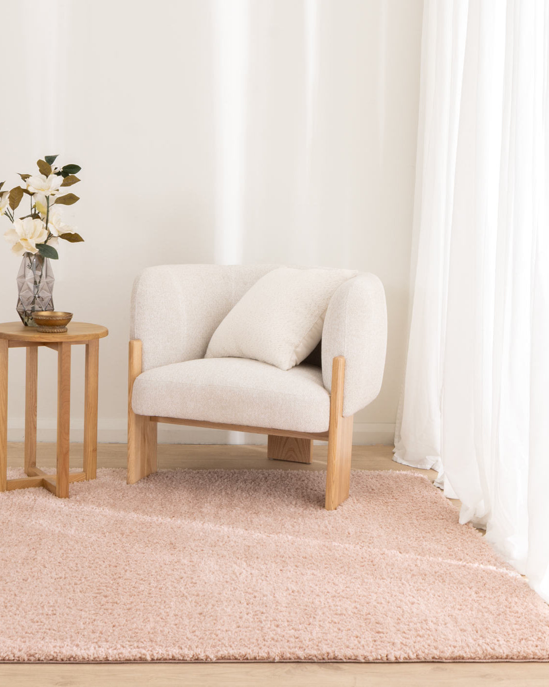 Lune Shaggy Blush Pink Rug.