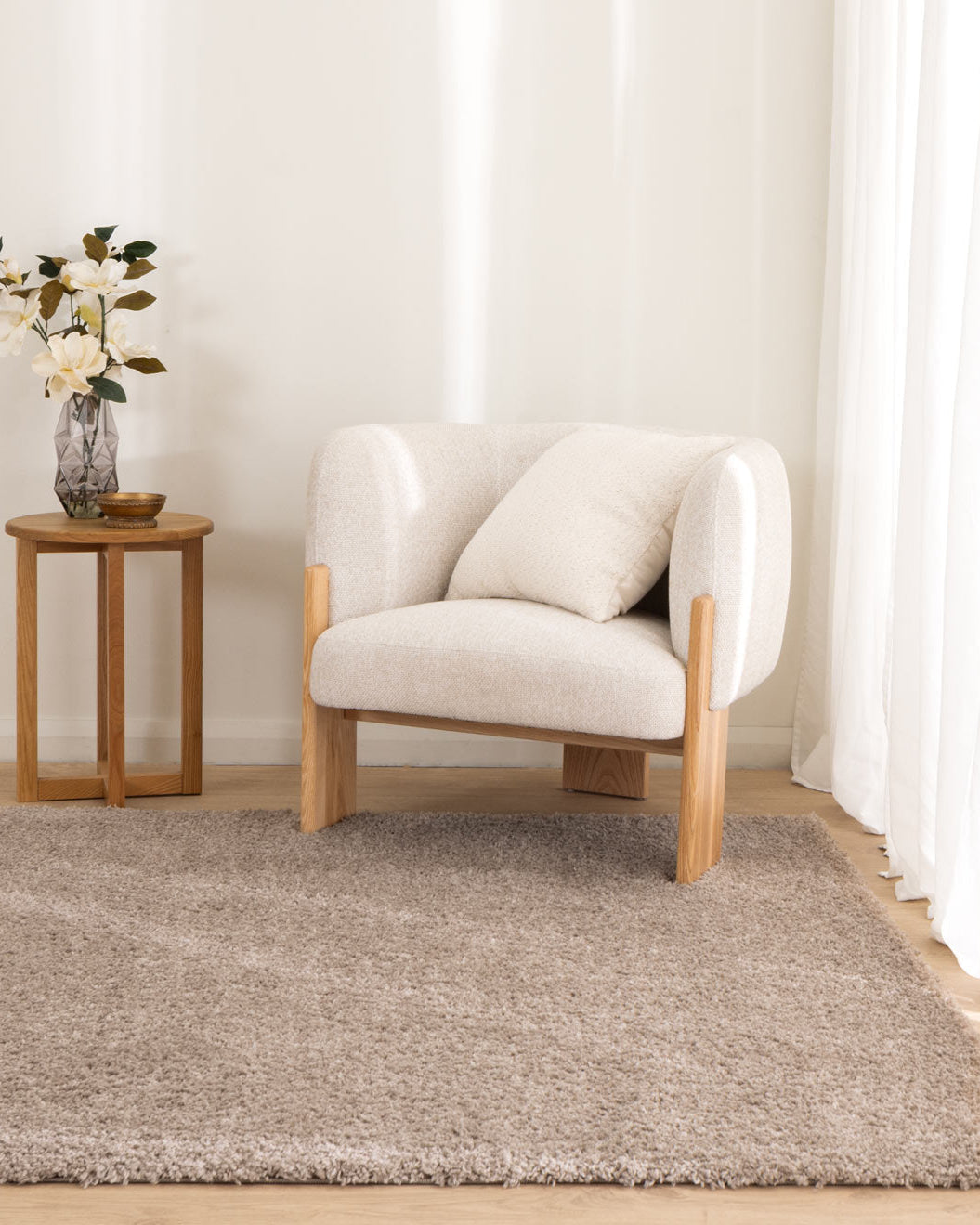 Lune Shaggy Taupe Rug.