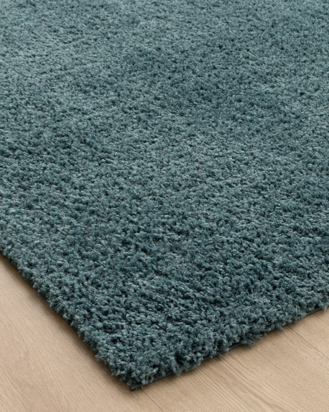Lune Shaggy Teal Rug.