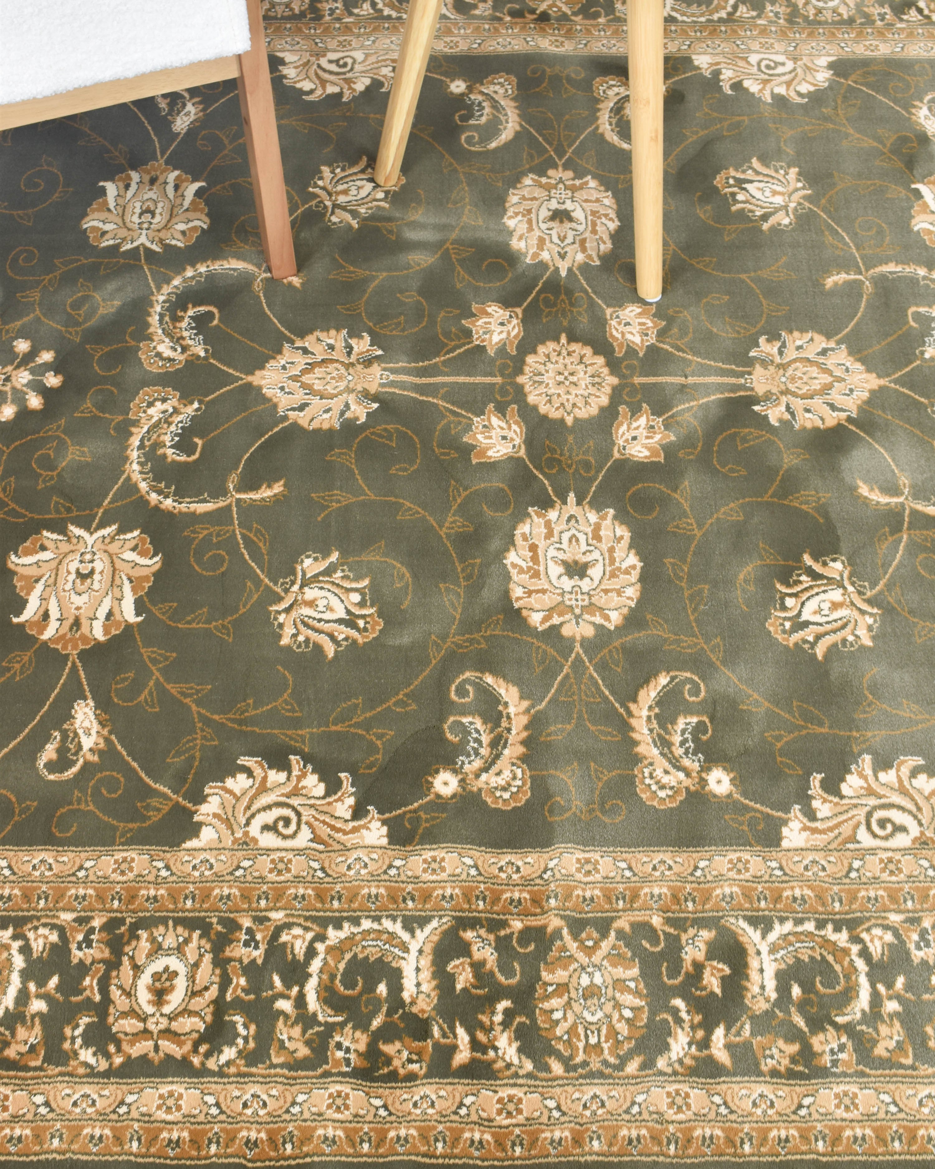 Riviera 84 Green - Cream traditional rug from Vogue Rugs Australia