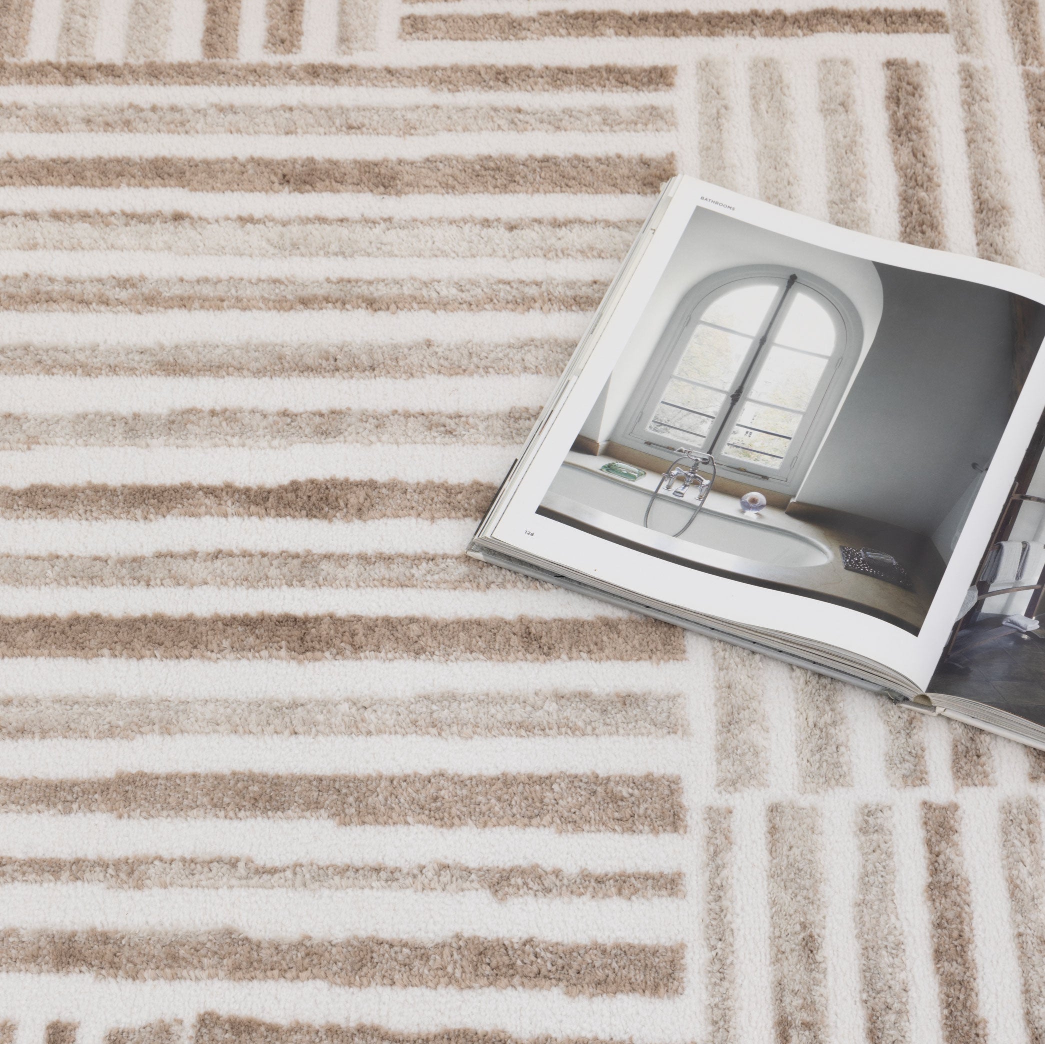 Wellington Geometric Lines Brown Rug - W001.
