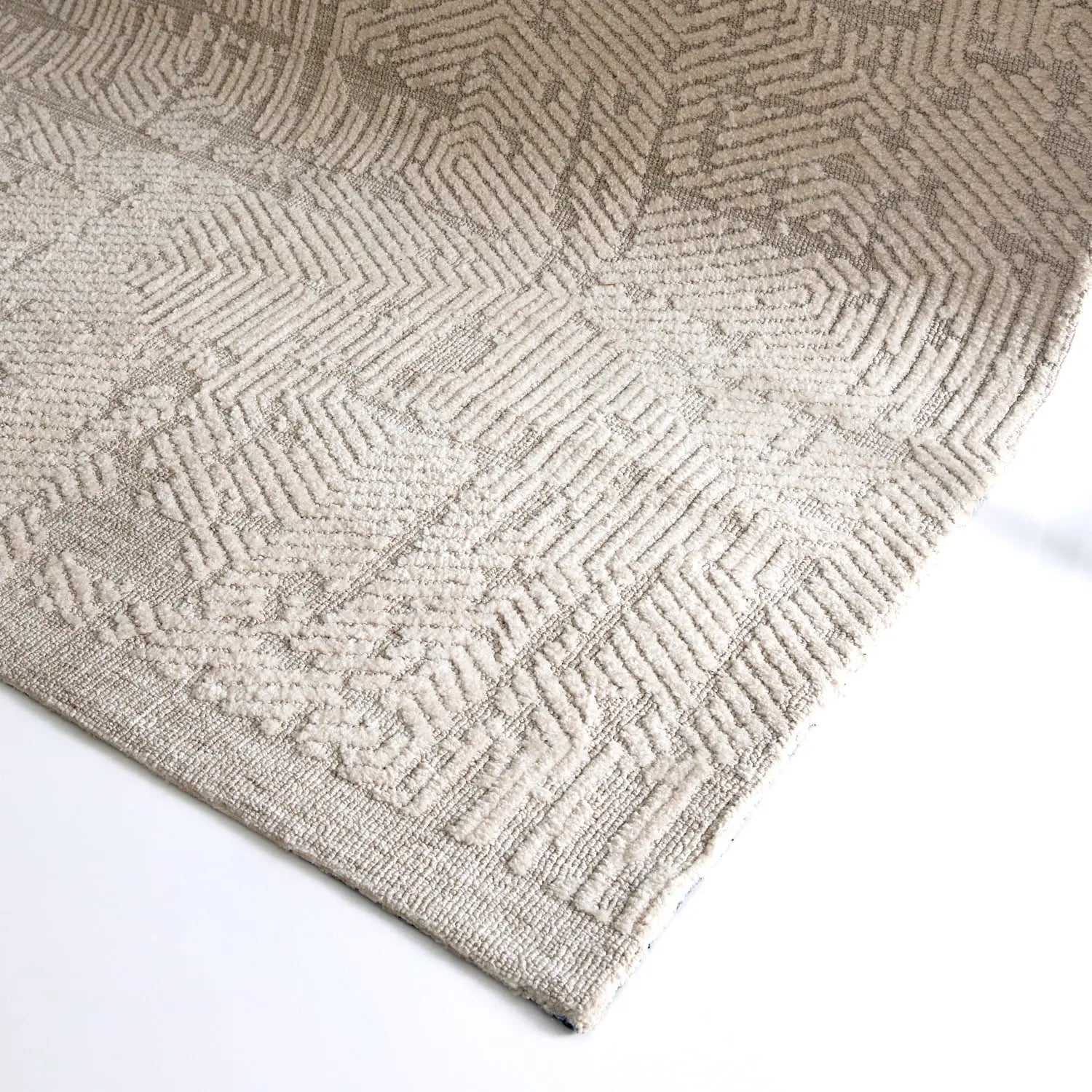 Avalon Abstract Rug Ivory - Blue modern abstract rug from Vogue Rugs Australia