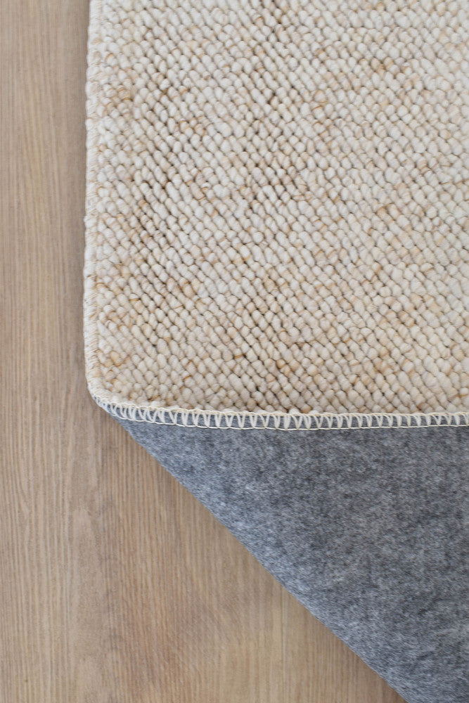 Drift Pebble Beige Runner.