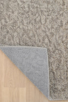 Drift Pebble Taupe.
