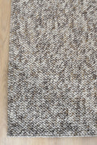 Drift Pebble Taupe.