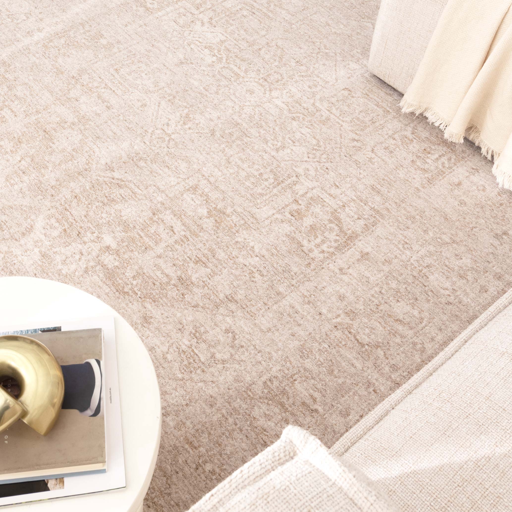 Heritage Distressed Medallion Beige Rug - H102- (Different Tassel).