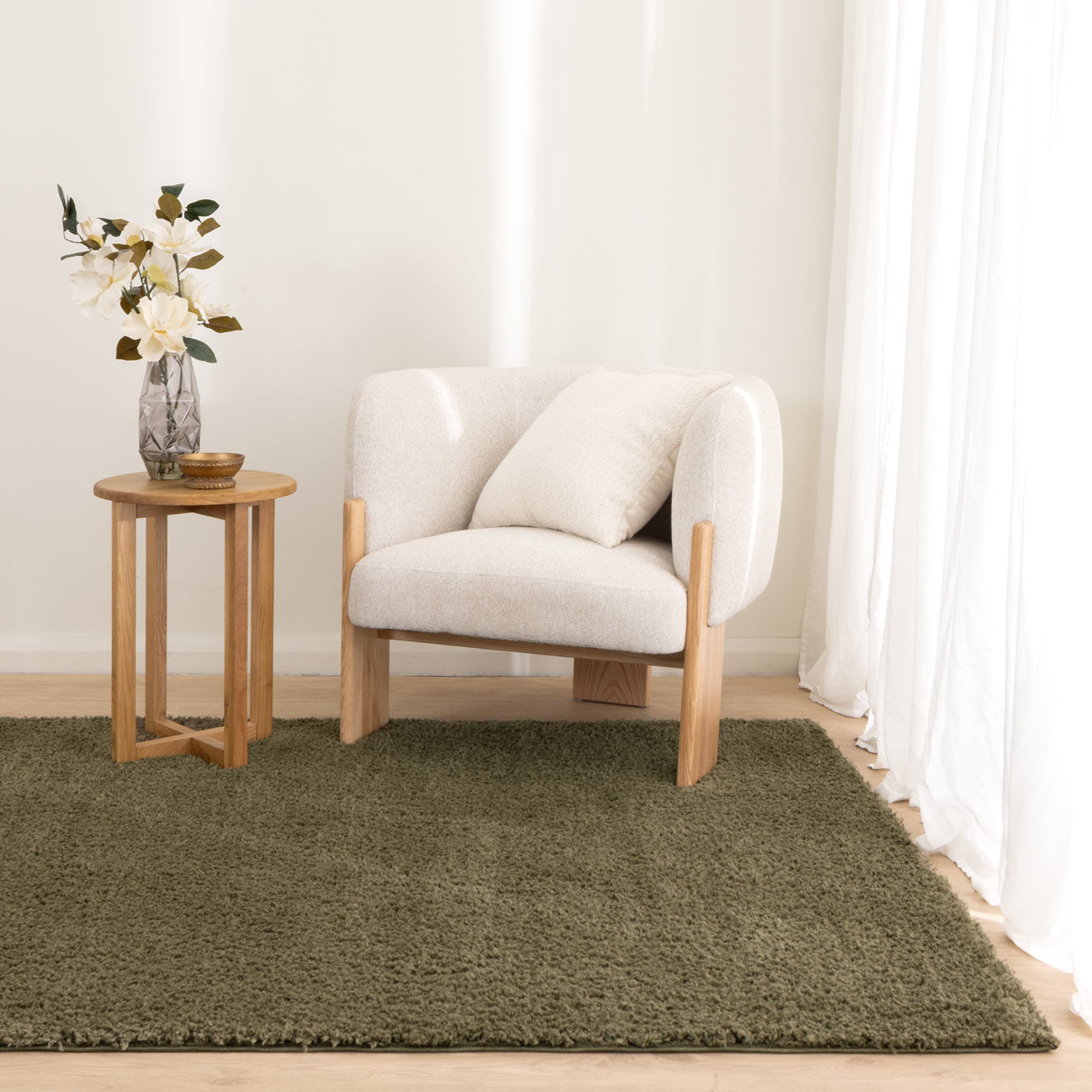 Lune Shaggy Olive Green Rug.