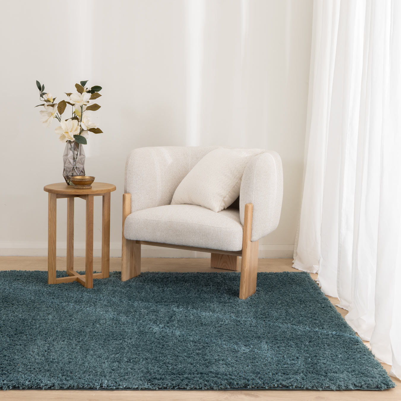 Lune Shaggy Teal Rug.