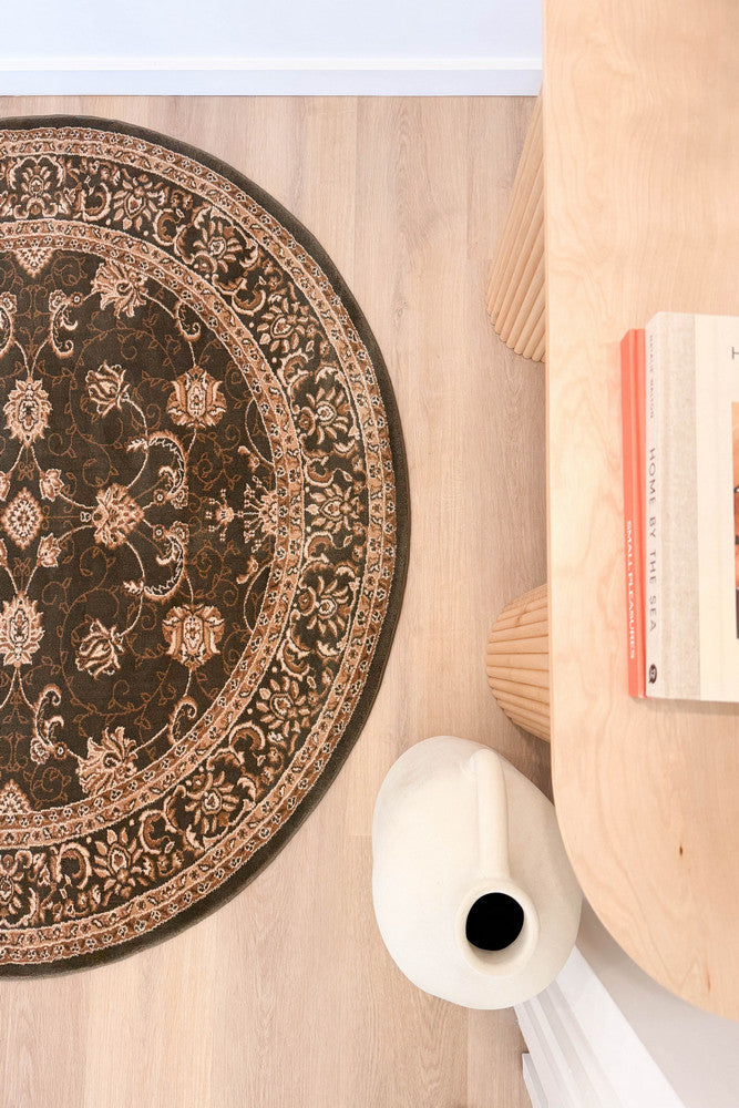 Riviera 84 Green - Cream traditional rug from Vogue Rugs Australia