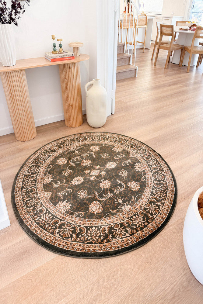 Riviera 84 Green - Cream traditional rug from Vogue Rugs Australia