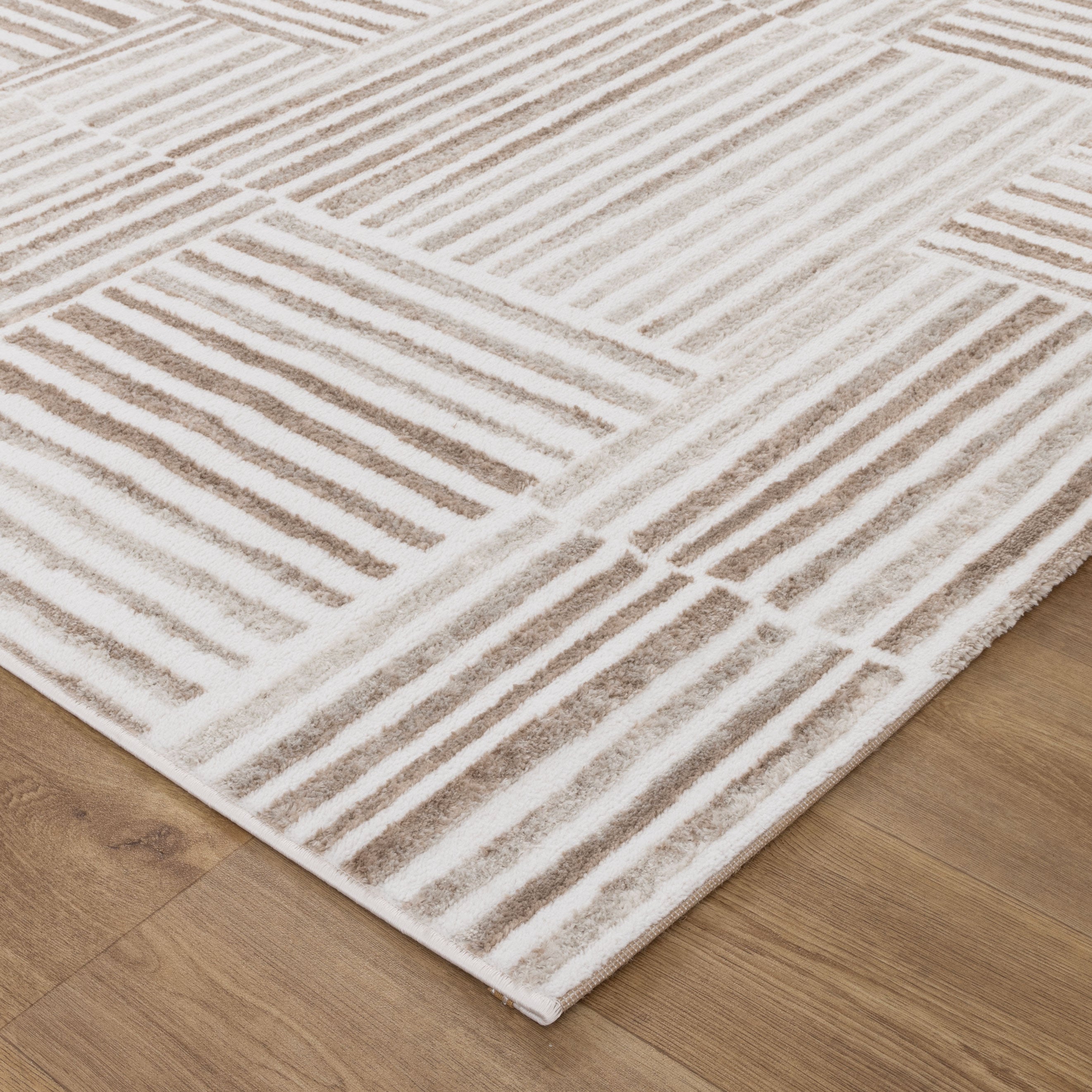 Wellington Geometric Lines Brown Rug - W001.