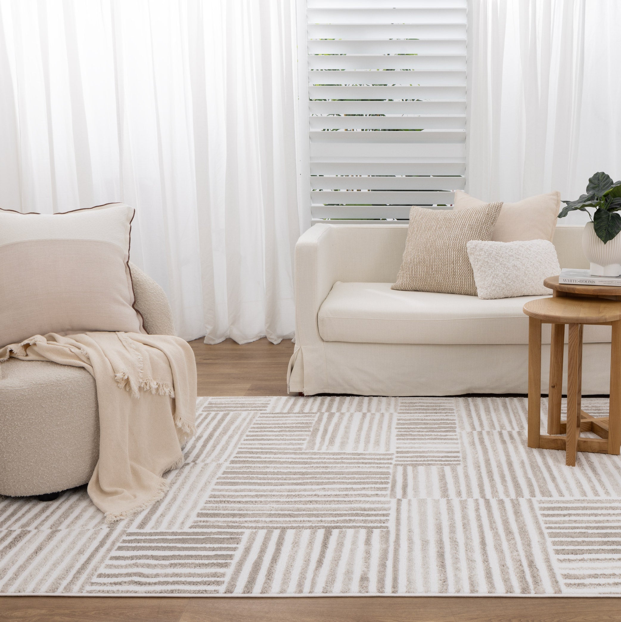 Wellington Geometric Lines Beige Rug - W003.