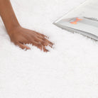 Lyla Machine Washable Shaggy White Rug.